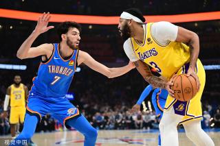 通过诸如社 通过诸如社