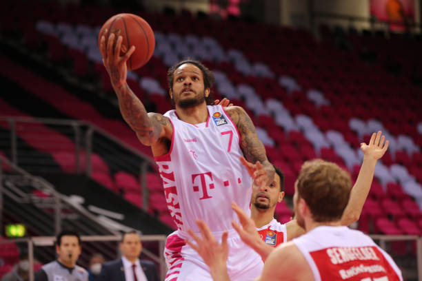 鲁伊斯成为 鲁伊斯成为